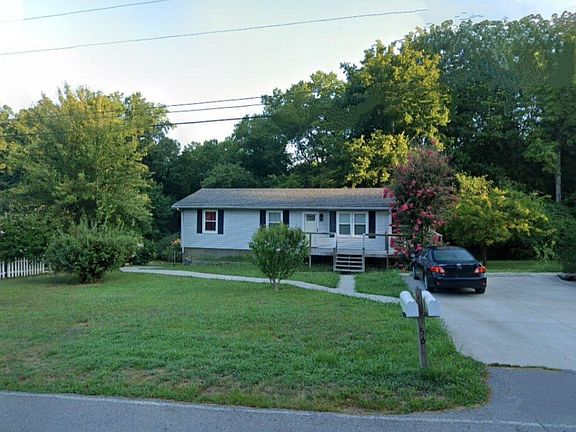 2nd image of 156 N Poole St #A