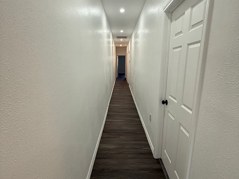 1438 W 6th Ave #1440 — Photo 5