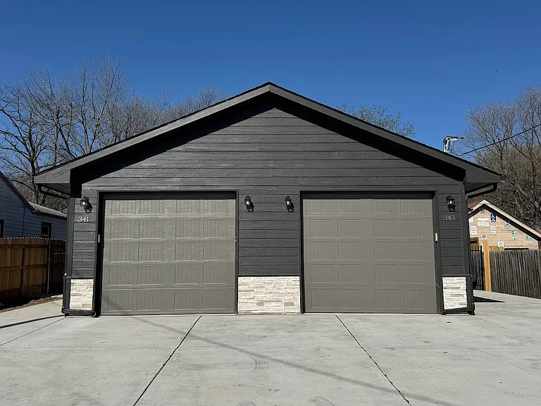 343 N Joann St — Photo 3