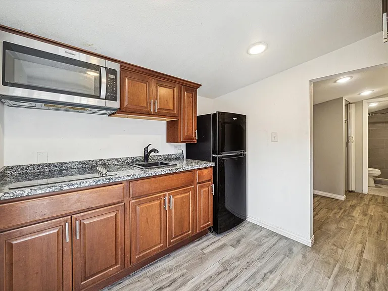 21423 Park Valley Dr — Photo 21