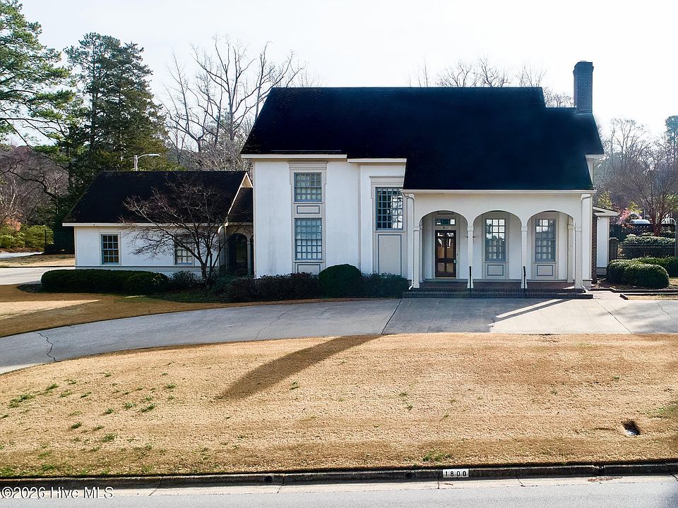 1st image of 1800 Westbrook Drive NW