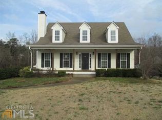 325 Ryan Dr, Auburn, GA