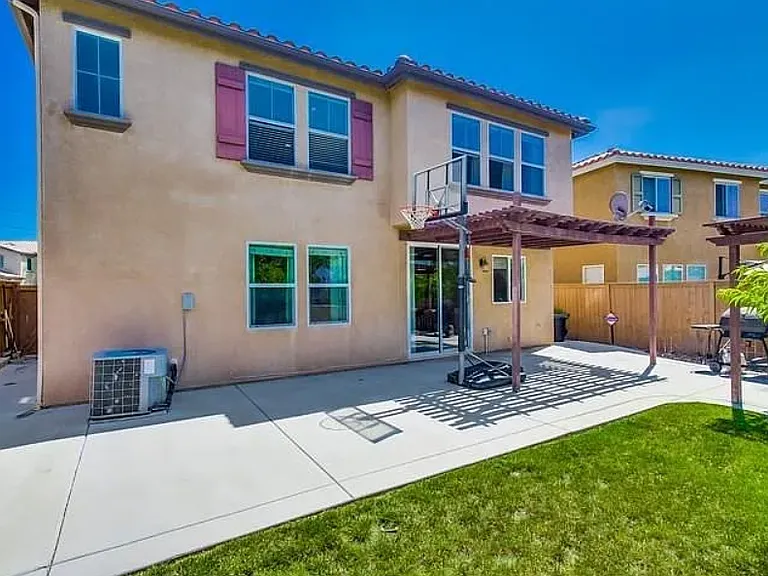 1510 Circulo Brindisi — Photo 10