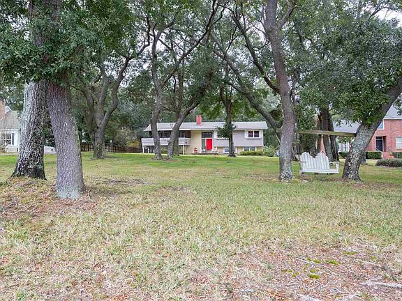 5th image of 3825 Scenic Hwy