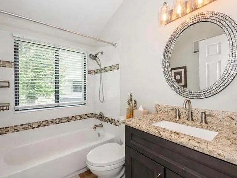 805 Harbour Pointe Way #805 — Photo 9