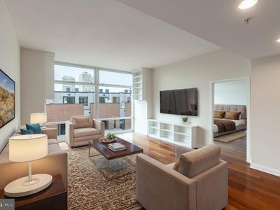 22 S Front St APT 503, Philadelphia, PA, 19106