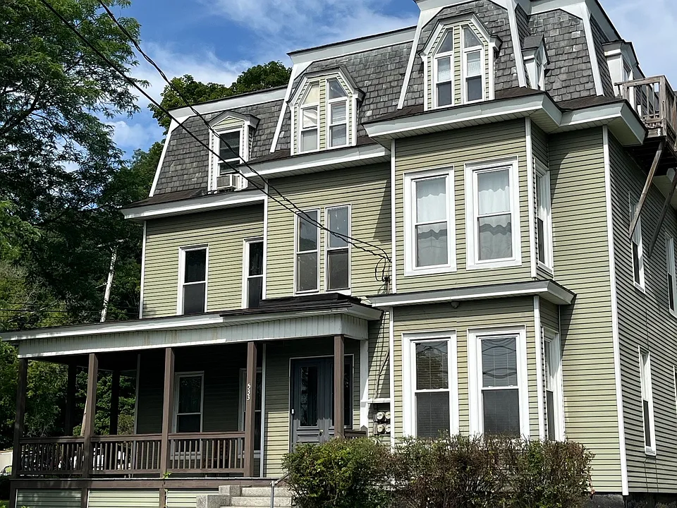 533 S Main St #1
