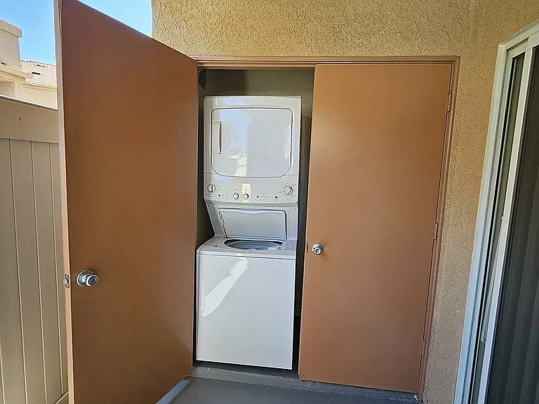 Summerwind Apartments — Photo 44