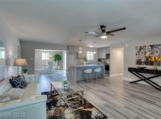 852 Hopi Ln, Sunrise Manor, NV 89110