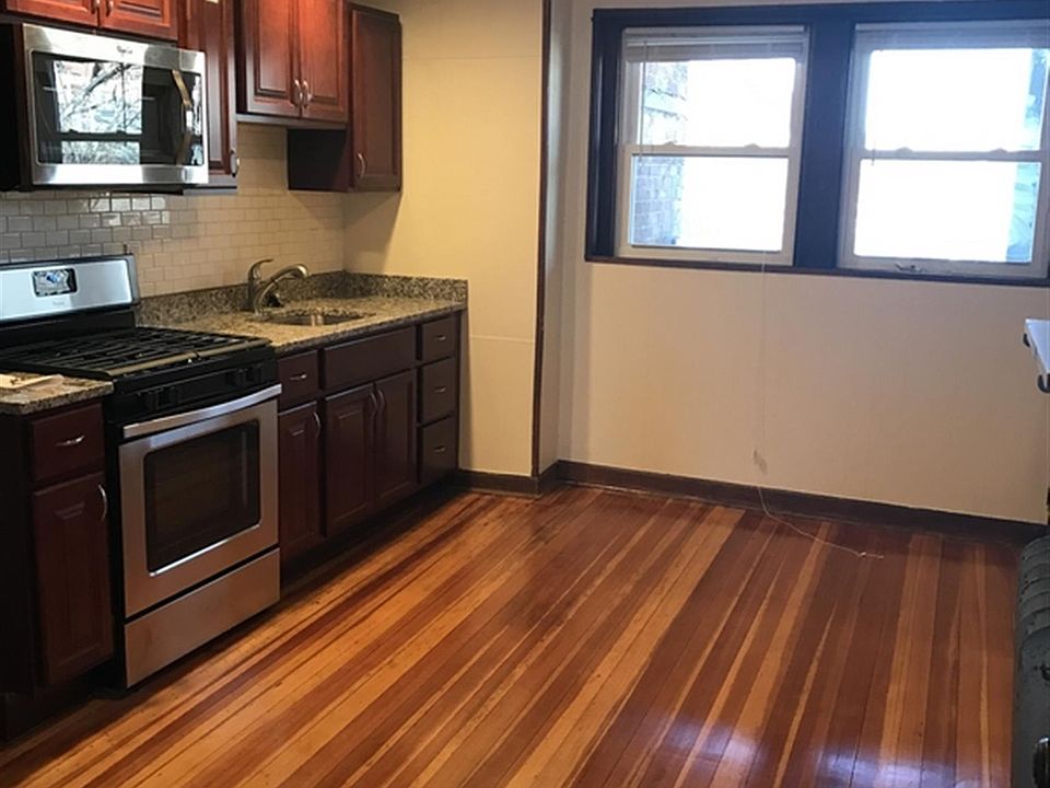1st image of 103-105 Norfolk St #8