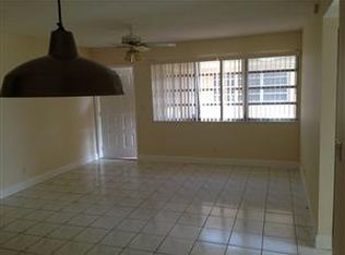 1021 Twin Lakes Dr, Coral Springs, FL 33071