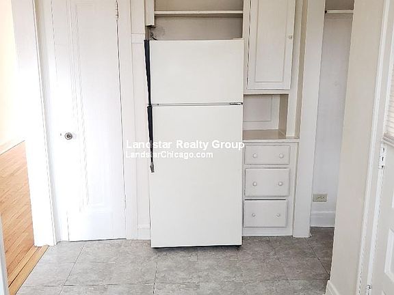 5th image of 1816 W Farwell Ave APT 2B