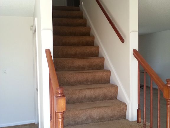 STAIRCASE TO BEDROOMS AREA