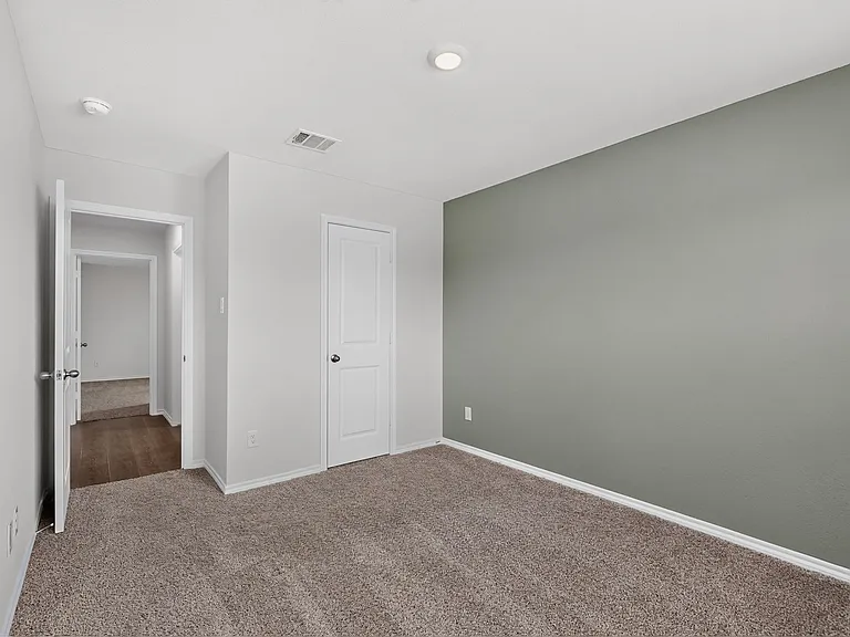 816 Glover Dr — Photo 15