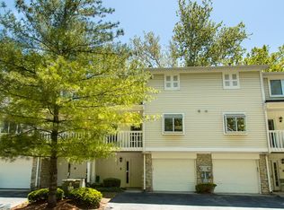 1103 Island Woods Dr, Indianapolis, IN 46220