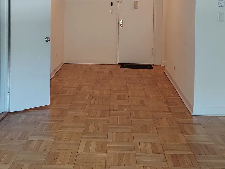1 Prospect Park SW #2D — Photo 1