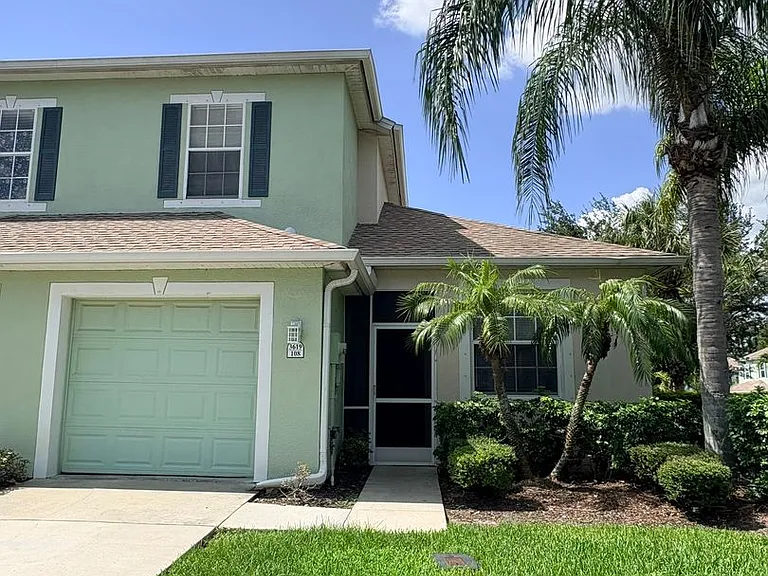 3619 Pine Oak Cir #108 — Photo 1