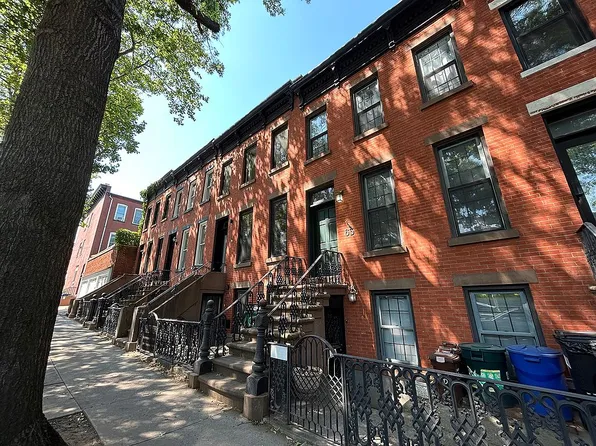 63 2nd St, Brooklyn, NY 11231