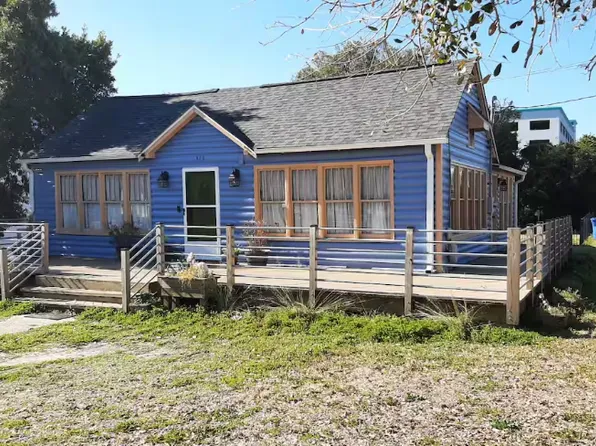313 6th Ave N, Myrtle Beach, SC 29577