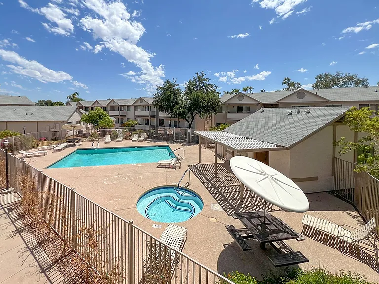 616 S Hardy Dr #210 — Photo 14