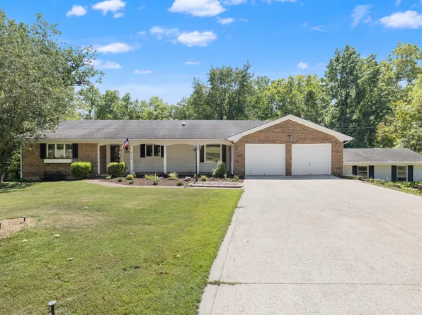 1025 Woodspoint Dr, Lawrenceburg, KY 40342