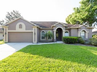 564 Hebrides Ct, Apopka, FL 32712