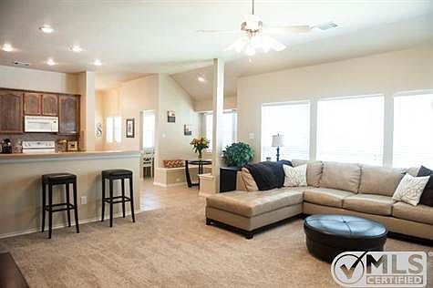 3rd image of 5025 Meyers Ln