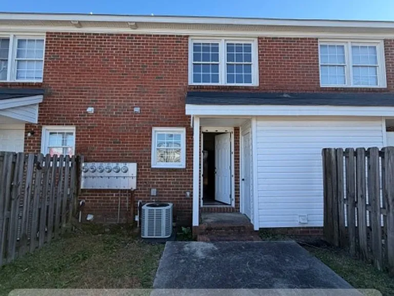 6473 Yadkin Rd — Photo 8