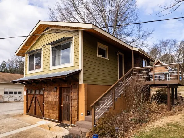 351 W Main St, Franklin, NC 28734