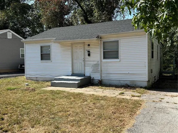 705 Beardsley Ct, Saint Louis, MO 63135