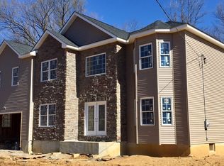 411 Dunhams Corner Rd, East Brunswick, NJ 08816