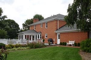 2nd image of 71 Hollymeade Ln