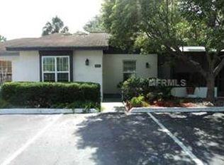 5431 Parkside Villas Dr, Saint Petersburg, FL 33709