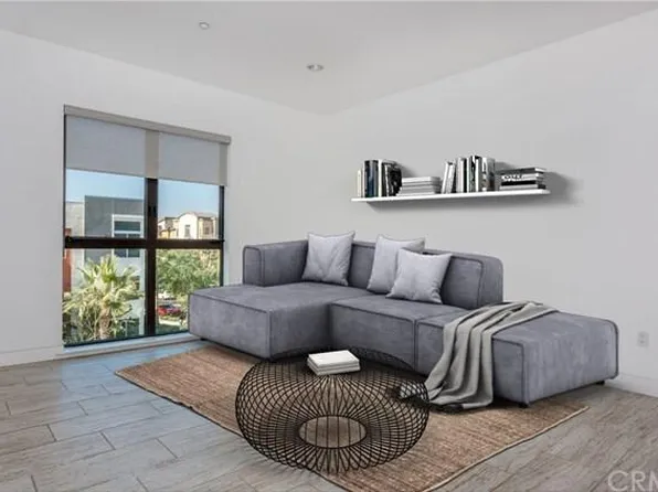 402 Rockefeller Unit 305, Irvine, CA 92612