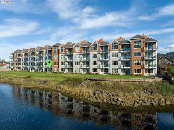 1000 N Holladay Dr Unit 106, Seaside, OR 97138