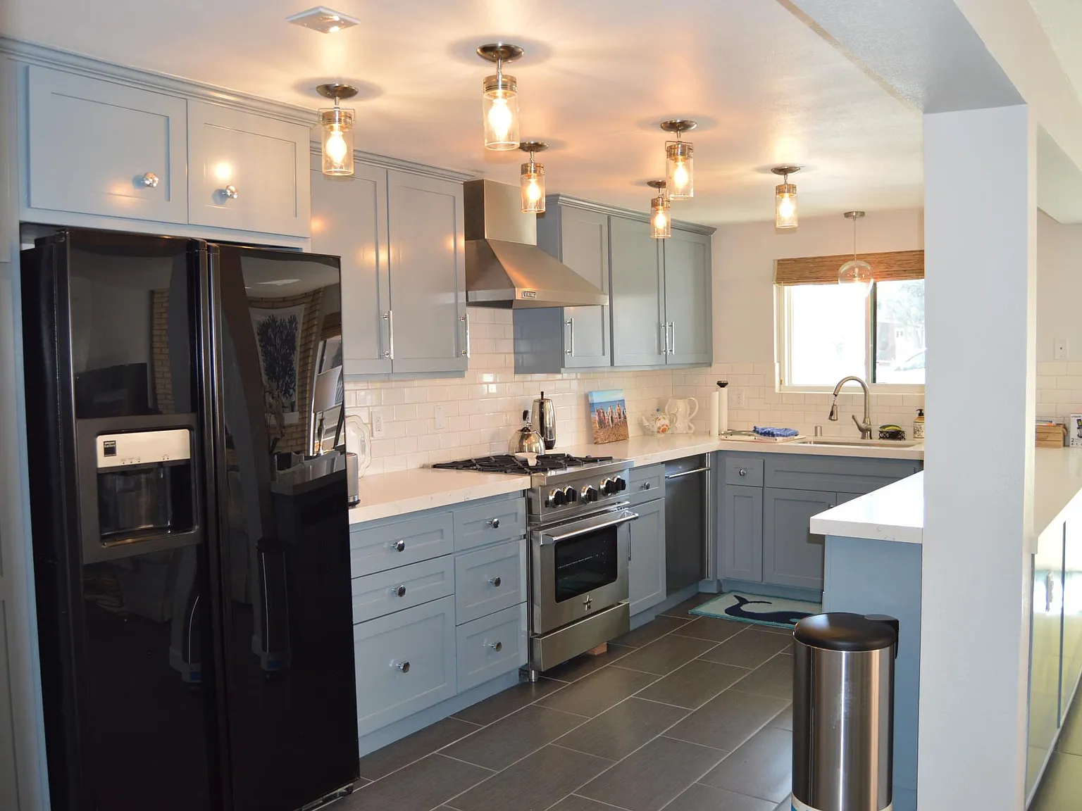 2 bed, 1032 sqft, $4,800 — Photo 2