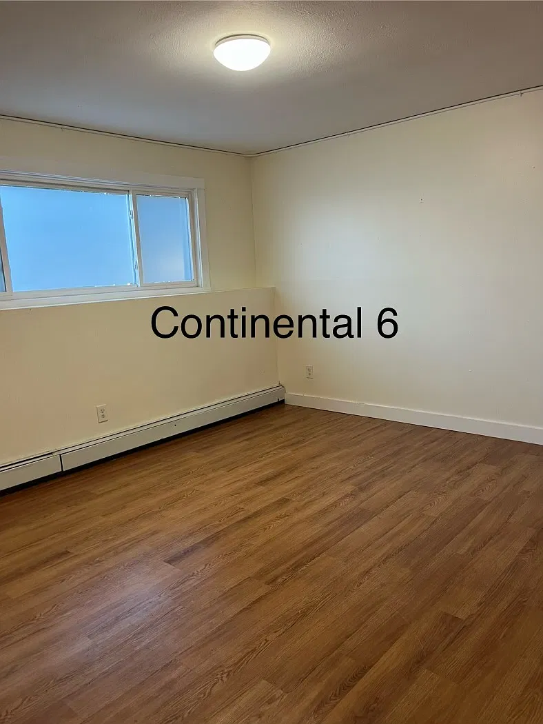 1 bed, $1,400 — Photo 2