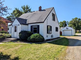 821 Highway Ave, Bird Island, MN 55310