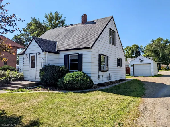 821 Highway Ave, Bird Island, MN 55310