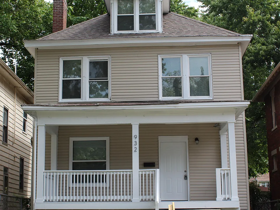 932 Linwood Ave