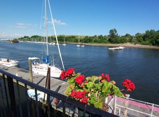 165 Harborview Ave, Bridgeport, CT 06605