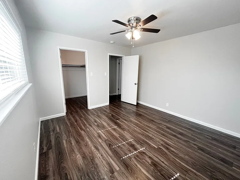2517 W Street — Photo 7