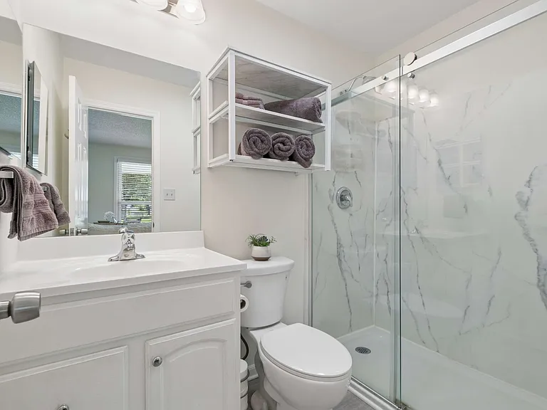 504 Riverview Dr — Photo 31