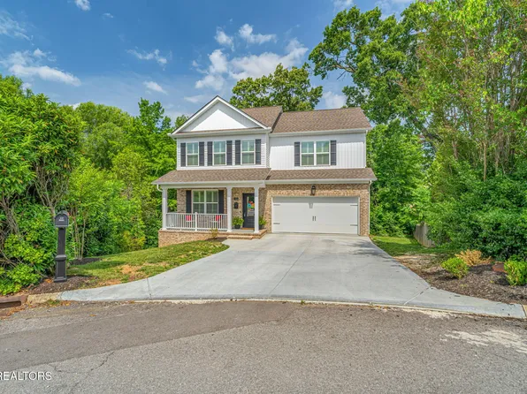 1204 Emerald Forest Ln, Powell, TN 37849