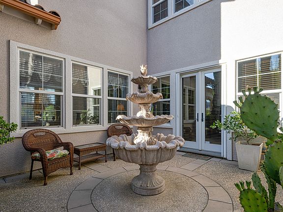 5th image of 3050 Talinga Dr