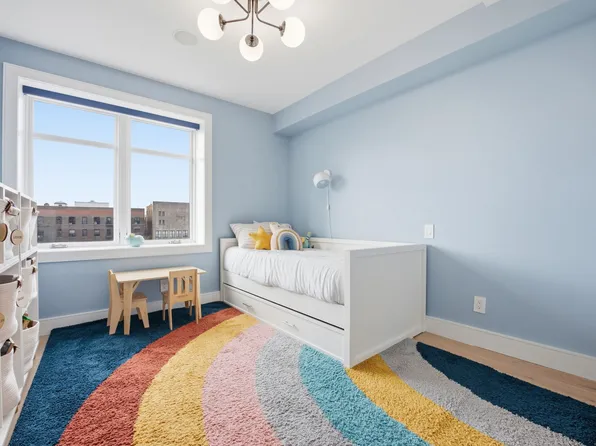 233 Ocean Parkway image 10 of 12