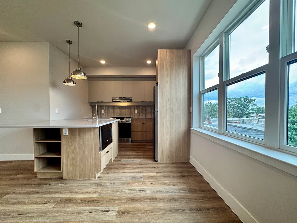 5222-24 Chester Ave #15