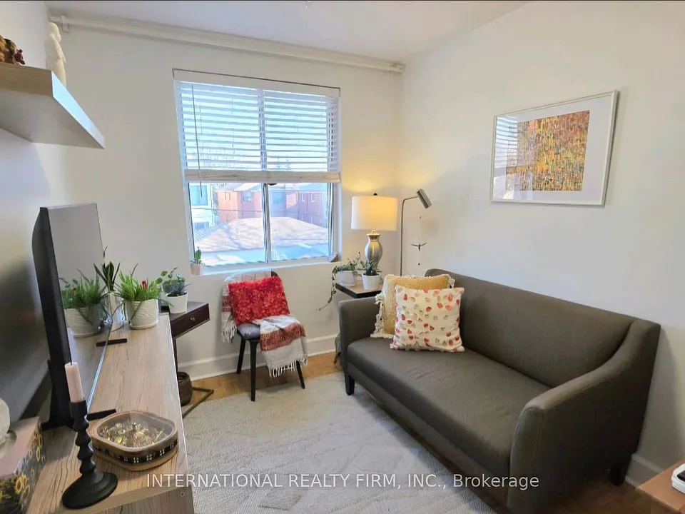 75 Auburn Ave #2