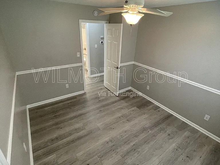 11212 Boston Way — Photo 12