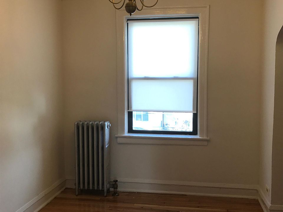 1st image of 10740 S Calumet Ave APT 2S